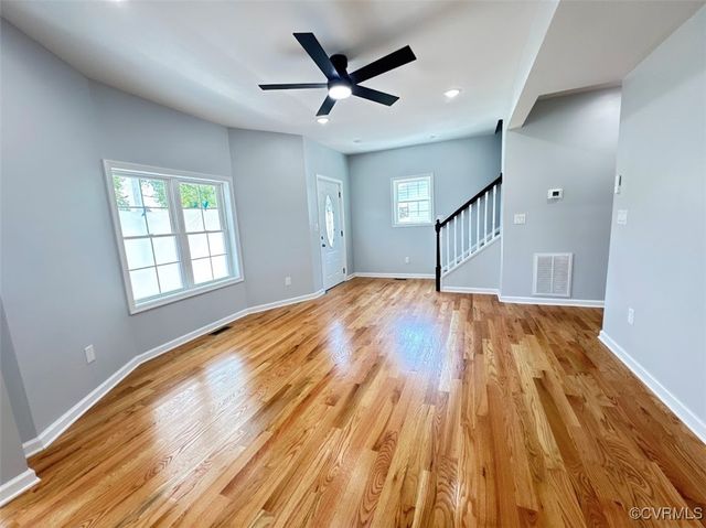 320 Brown Ave, Hopewell, VA 23860