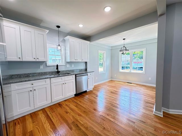 320 Brown Ave, Hopewell, VA 23860
