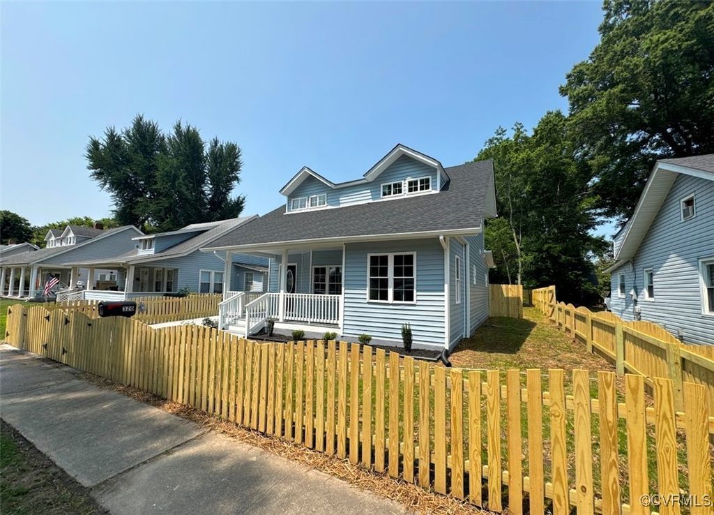 320 Brown Ave, Hopewell, VA 23860