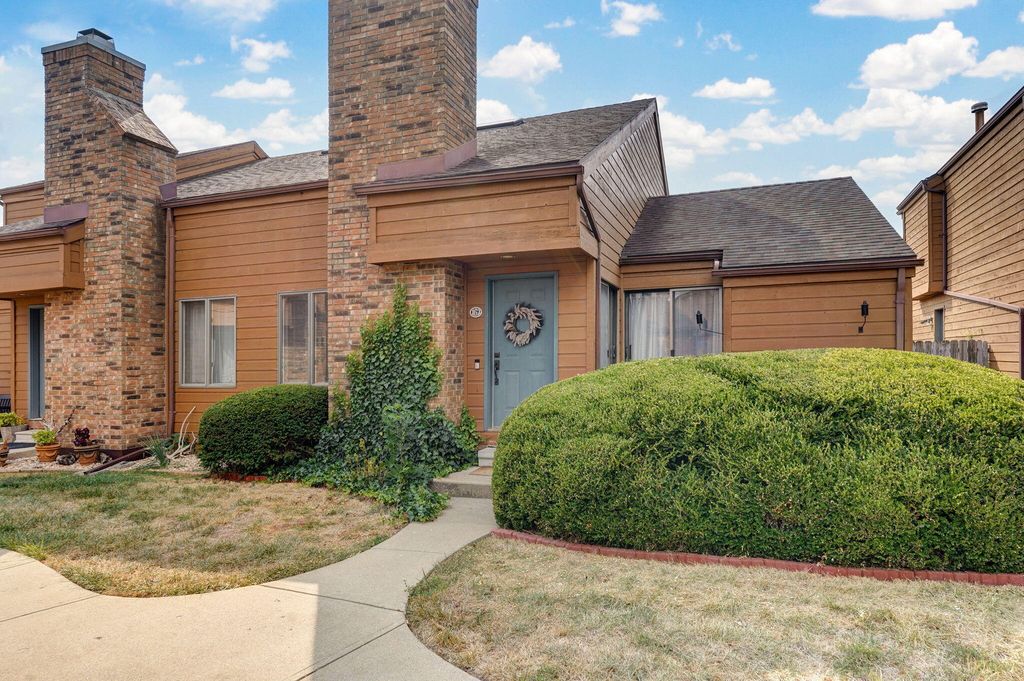 3440 S Delaware Avenue 162, Springfield, MO 65804