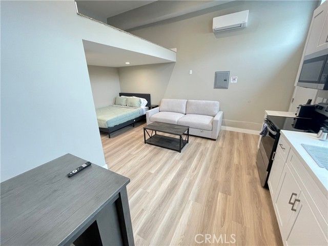 3335 Triangle Place B, Glendale, CA 91208