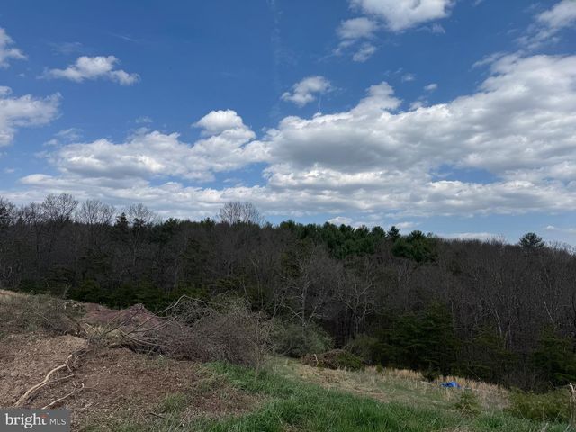 20 SLEEPY MEADOWS TRAIL, Augusta, WV 26704