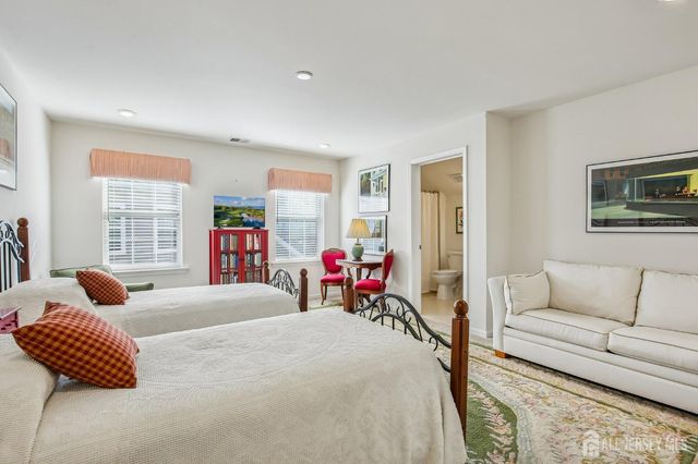 19 Davinci Drive, South Brunswick, NJ 08852