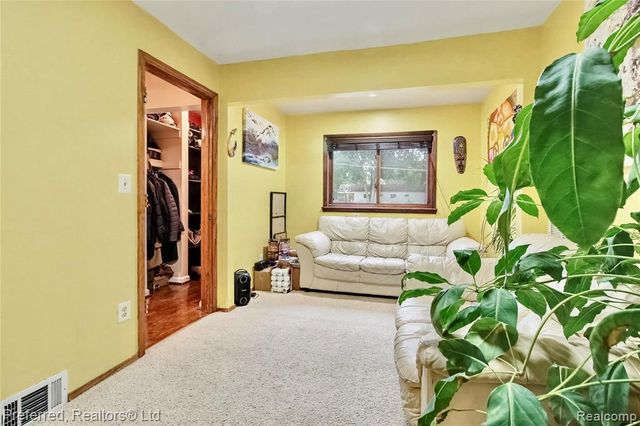 14676 Berwick Street, Livonia, MI 48154