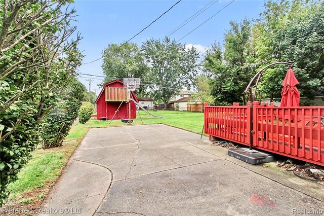 14676 Berwick Street, Livonia, MI 48154