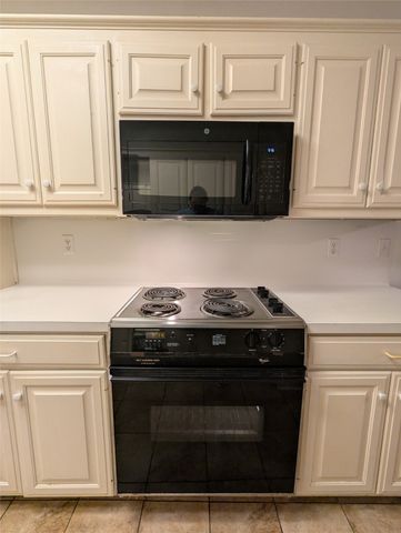 237 Lakeside Place Street, Mineola, TX 75773