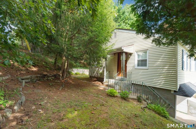 224 Lopus Road, Beacon Falls, CT 06403
