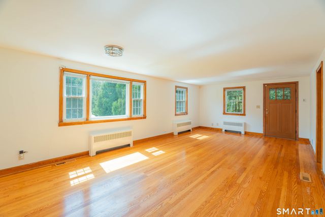 224 Lopus Road, Beacon Falls, CT 06403