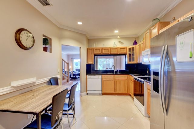 21115 Via Eden, Boca Raton, FL 33433