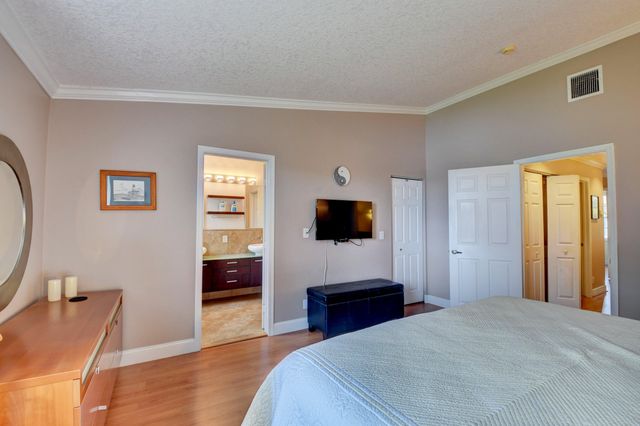 21115 Via Eden, Boca Raton, FL 33433