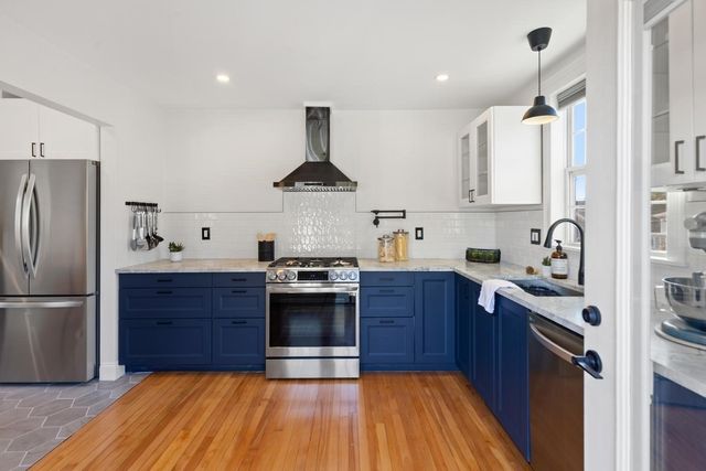 3 Lilly St, Malden, MA 02148