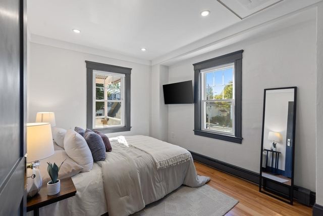3 Lilly St, Malden, MA 02148