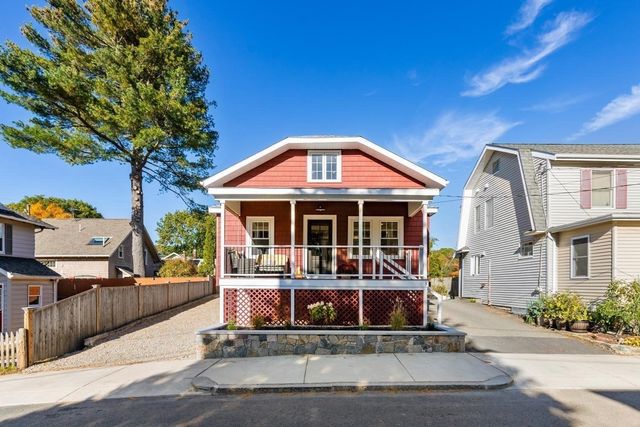 3 Lilly St, Malden, MA 02148