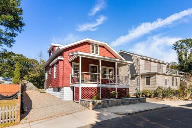 3 Lilly St, Malden, MA 02148