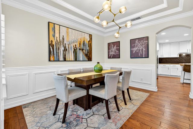 216 Heredia Ct, Roseville, CA 95747