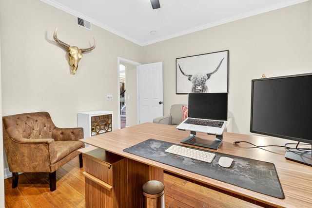 216 Heredia Ct, Roseville, CA 95747