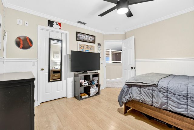 216 Heredia Ct, Roseville, CA 95747