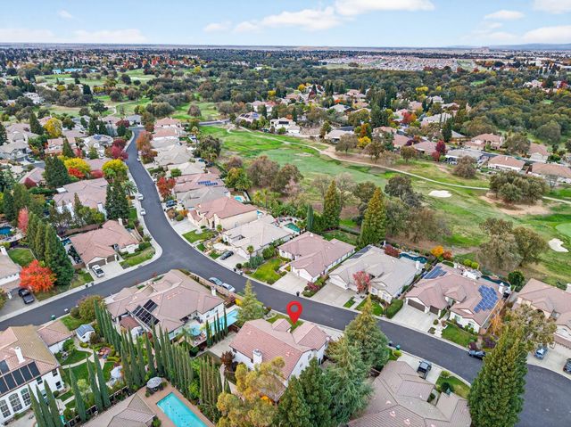 216 Heredia Ct, Roseville, CA 95747