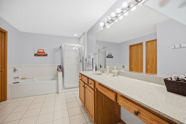 11919 Somerset Road, Orland Park, IL 60467