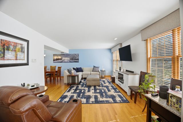 11919 Somerset Road, Orland Park, IL 60467