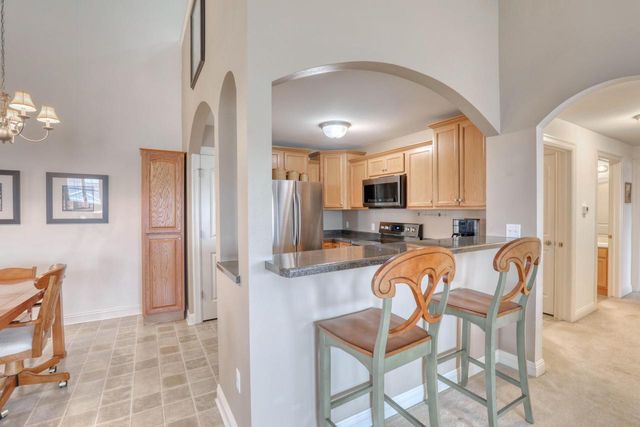 W206N16708 Blackberry CIRCLE, Jackson, WI 53037