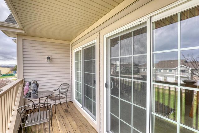 W206N16708 Blackberry CIRCLE, Jackson, WI 53037