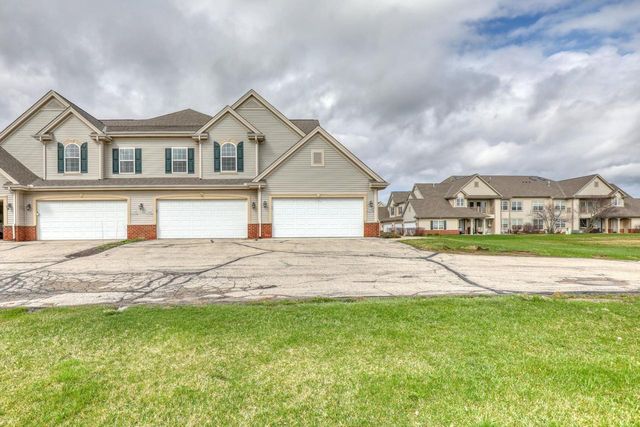 W206N16708 Blackberry CIRCLE, Jackson, WI 53037