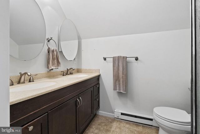 310 LOCUST DR, Phoenixville, PA 19460