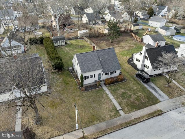 310 LOCUST DR, Phoenixville, PA 19460