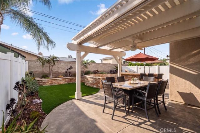 13881 Berrington Court, North Tustin, CA 92705