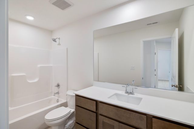 5213 Red Rock Lane, Schererville, IN 46375