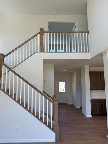 5213 Red Rock Lane, Schererville, IN 46375