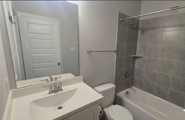 4805 Briarwood Drive, Haltom City, TX 76137