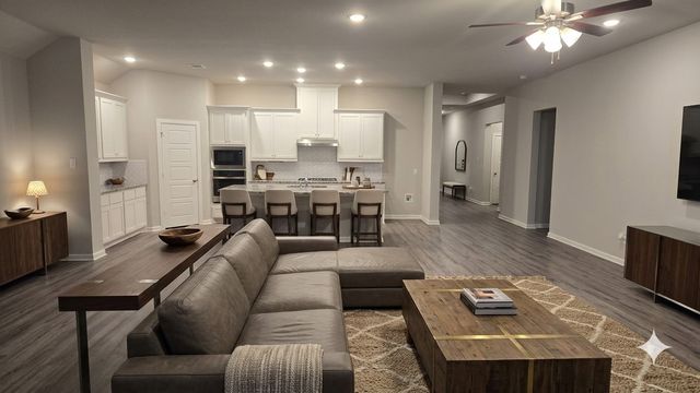 4805 Briarwood Drive, Haltom City, TX 76137