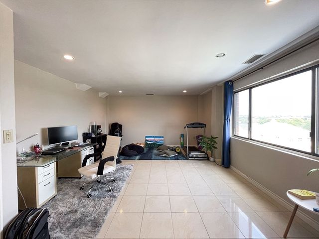 30 Revere Beach Pkwy 802, Medford, MA 02155