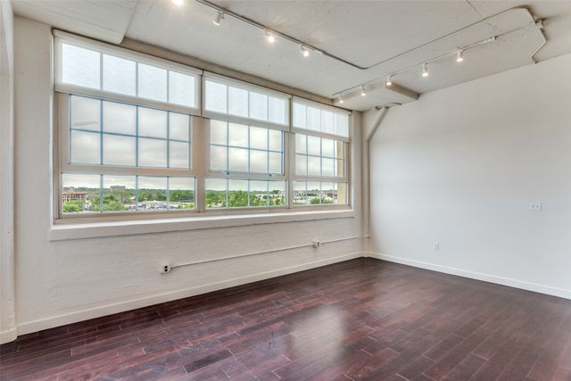 2600 W 7th Street 1329, Fort Worth, TX 76107