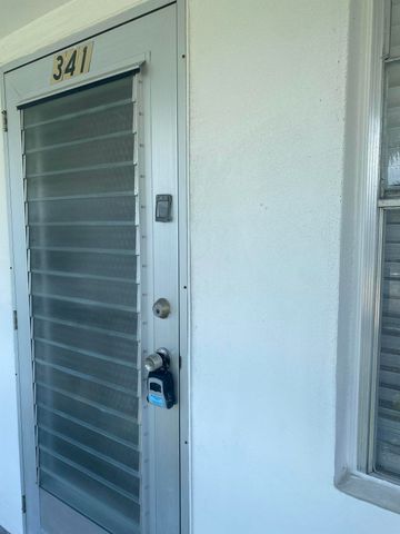 341 Windsor O, West Palm Beach, FL 33417