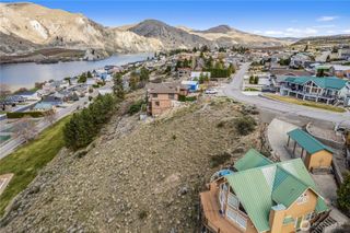 525 W Marine View Dr, Orondo, WA 98843