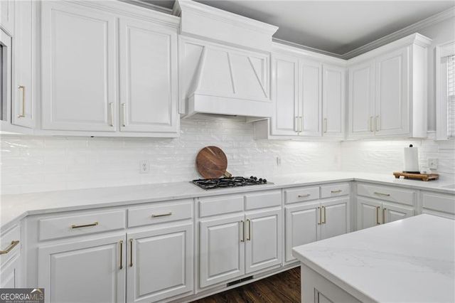 2765 Ivy Springs Court, Buford, GA 30519