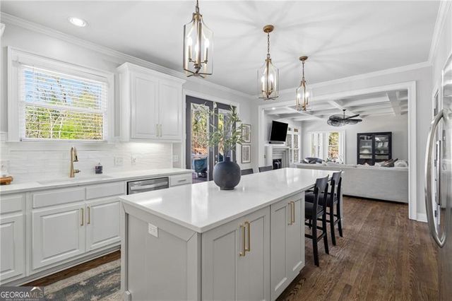 2765 Ivy Springs Court, Buford, GA 30519