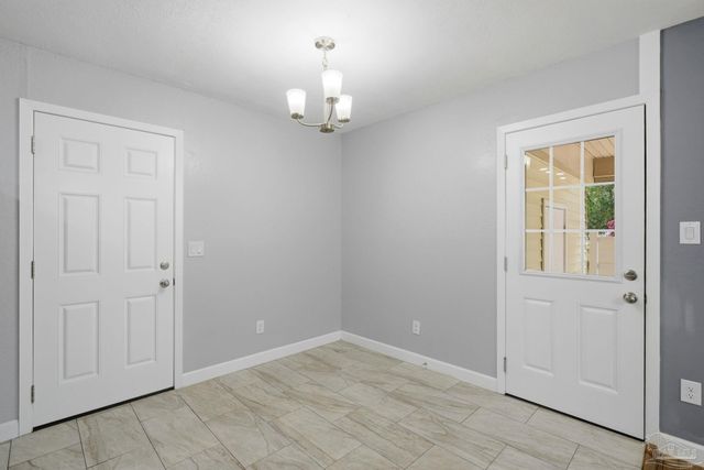 6464 Magnolia St, Milton, FL 32570