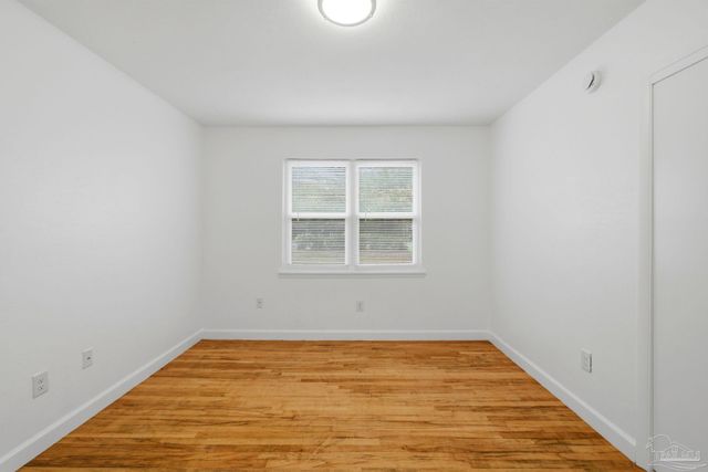 6464 Magnolia St, Milton, FL 32570