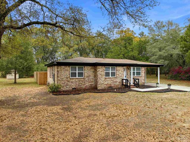 6464 Magnolia St, Milton, FL 32570