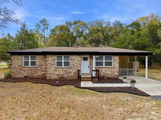 6464 Magnolia St, Milton, FL 32570