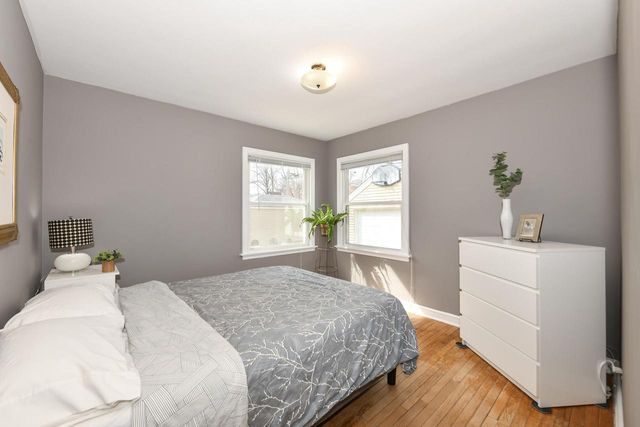 2515 N 71st STREET, Wauwatosa, WI 53213