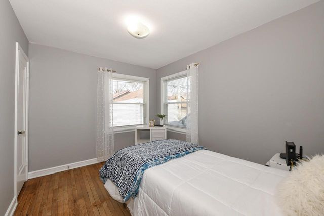 2515 N 71st STREET, Wauwatosa, WI 53213