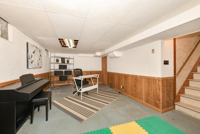 2515 N 71st STREET, Wauwatosa, WI 53213