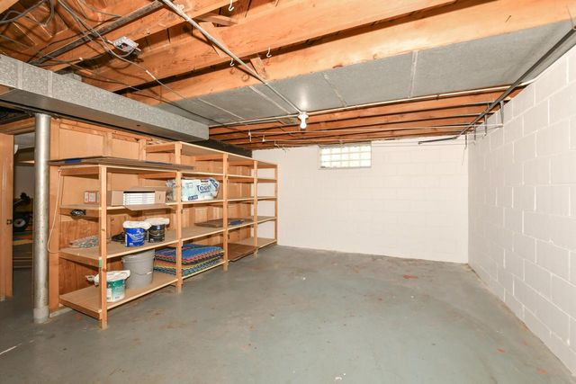 2515 N 71st STREET, Wauwatosa, WI 53213