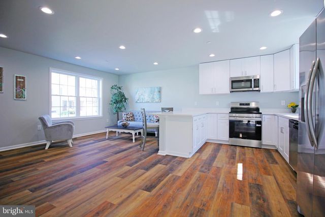 307 BROAD AVE, Glen Burnie, MD 21061