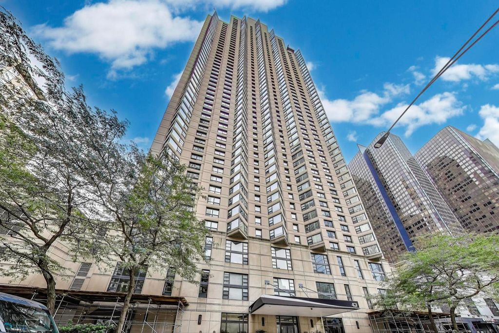 401 E ONTARIO Street 309, Chicago, IL 60611